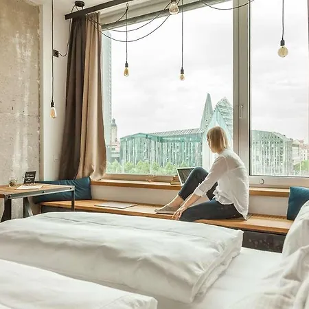 Aparthotel Staycity Centre 4*