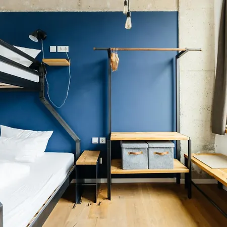 Staycity Centre Aparthotel 4*